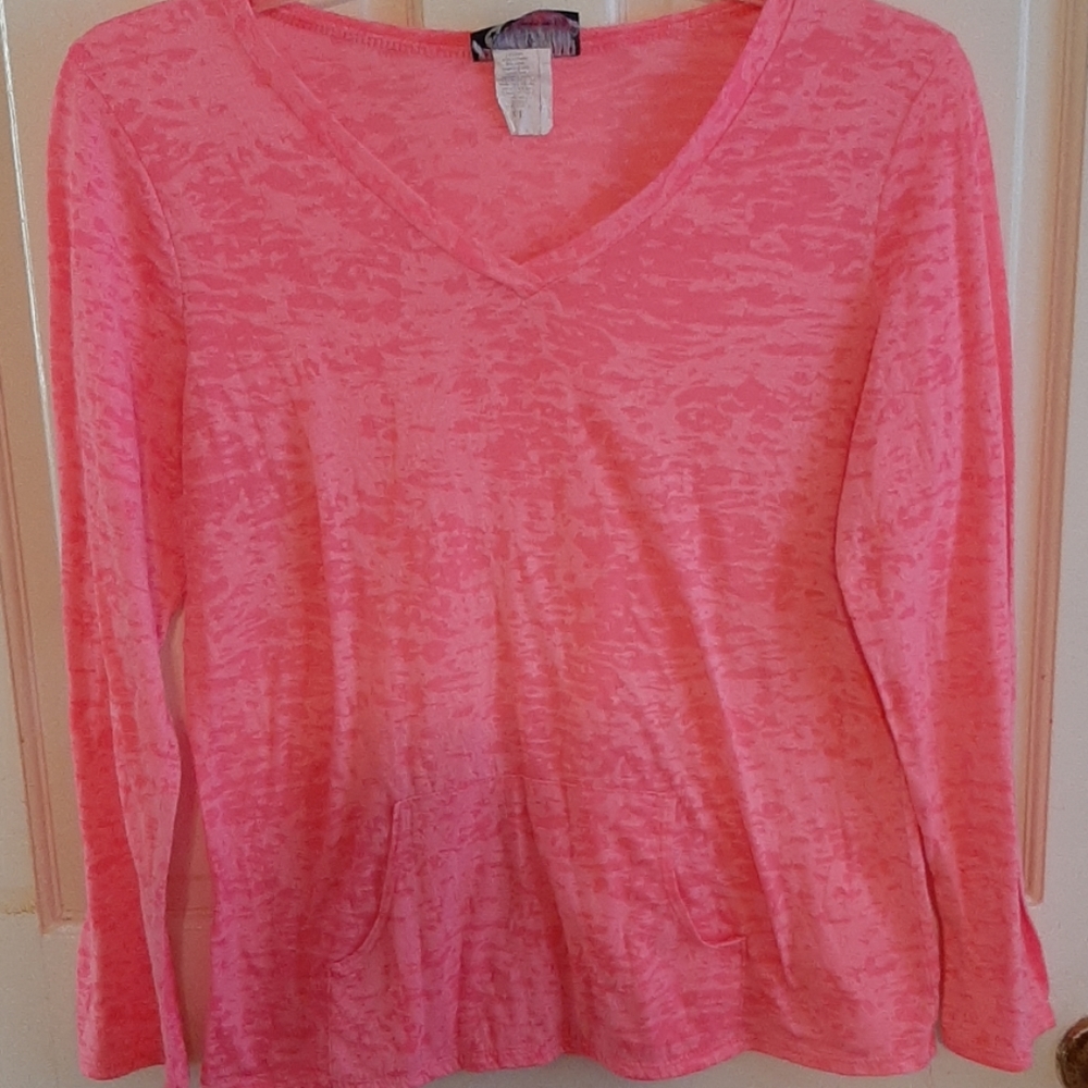Pink and white patterned lightweight top